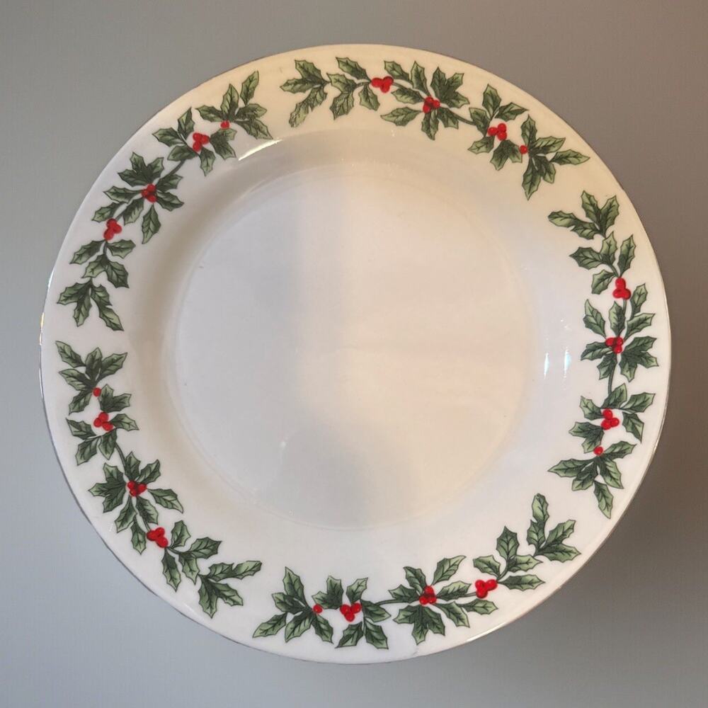 Holly & Berries w/Gold Rim Dessert Salad Plate Formalities by Baum Bros 7.5"